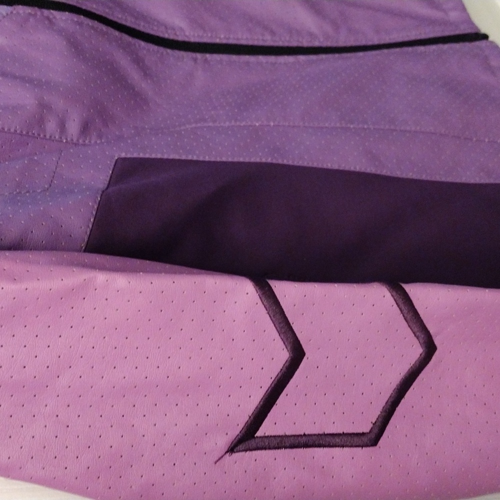 Disney Marvel Hawkeye Kate Bishop Jacket Size S - Picture 4 of 14